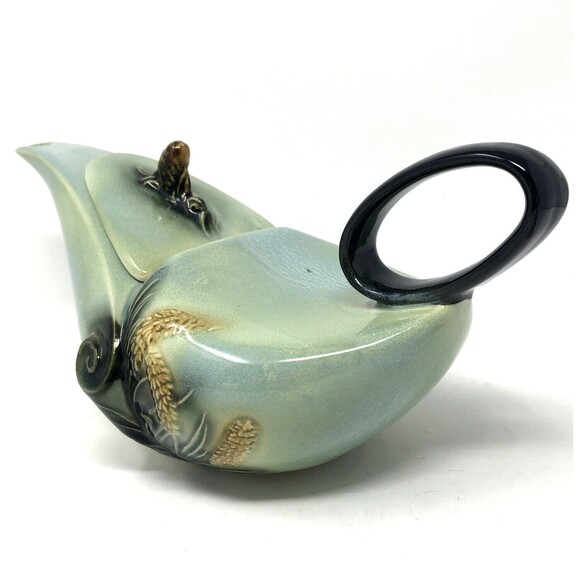 HULL Art Deco Pottery Teapot 1950's Parchment & Pine Sage Green VTG Mid Century - Picture 2 of 12